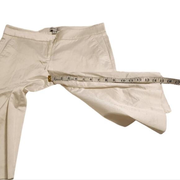 Bebe white satin Bermuda Dressy Vacation shorts size 10 - Picture 7 of 9